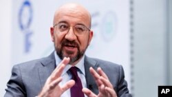 Prezidan Konsey Ewopeyen an Charles Michel pale pandan yon entevyou esklizif ak Associated Press nan Brussels, 13 Oktob, 2023. 