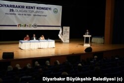 Büyükşehir Belediye Eş Başkanı Doğan Hatun kamu kurumlarına da konseye katılma çağrısı yaptı.