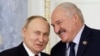 Tổng thống Nga Vladimir Putin, trái, và Tổng thống Belarus Alexander Lukashenko gặp nhau tại St. Petersburg, Nga, ngày 29/1/2024. 