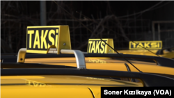 Taksicilerin bağlı olduğu İzmir Şoförler ve Otomobilciler Odası Başkanı Celil Anık yeni bir zam talepleri olmadığını söylese de kimi esnaf aynı fikirde değil.