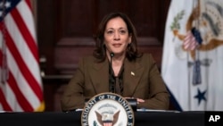 ABD Başkan Yardımcısı Kamala Harris Beyaz Saray’da İsrail Savaş Kabinesi Üyesi Benny Gantz ile görüştü. Beyaz Saray’dan görüşmeyle ilgili yapılan açıklamaya göre Harris Gazze’deki insani koşullara ilişkin derin endişelerini ifade etti.  