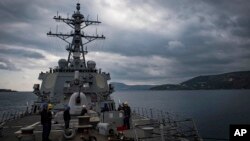 Amerikan savaş gemisi USS Carney