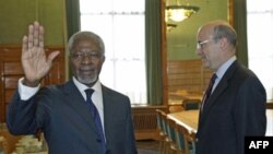 Ông Kofi Annan, Đặc sứ của Liên hiệp quốc và Liên đoàn A-rập về Syria và Ngoại trưởng Pháp Alain Juppe trước khóa họp lần thứ 19 của Hội đồng Nhân quyền ở Geneve hôm 27/2/12