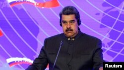 Foto Achiv: Prezidan Venezyelyen Nicolas Maduro pandan yon konferans de pres nan vil Caracas, Venezyela, 29 Avril 2022. 