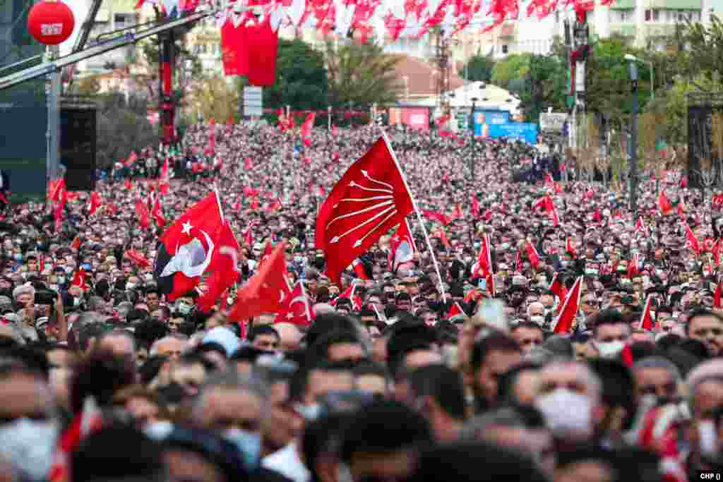 Turkey&#39;s main opposition party CHP leader Kilicdaroglu is holding a rally in Mersin, Turkey