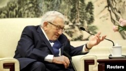 Eski ABD Dışişleri Bakanı Henry Kissinger, Çin'i sık sık ziyaret ediyor. ( 22 Kasım 2019)