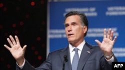 Ông Romney nói rằng nếu đắc cử, trong ngày đầu tiên tại nhiệm ông sẽ ký một lệnh chế tài Trung Quốc vì các thông lệ thương mại không công bằng