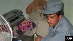 Các phần tử nổi dậy Taliban đào đường hầm tới nhà tù chính của Afghanistan giải cứu gần 500 phần tử tranh đấu bạọ động