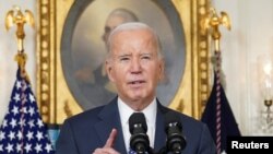 Özel yetkili savcı Hur, gizli belge soruşturması için hazırladığı raporda Biden’ın hafızasının zayıf ve bulanık olduğunu iddia etmişti. Başkan Biden savcının raporundaki yorum ve ifadelere "Hafızam iyi. Ne yaptığımı biliyorum" sözleriyle tepki gösterdi.