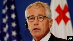 Bộ trưởng Quốc phòng Mỹ Chuck Hagel phát biểu trong cuộc họp báo tại Tbilisi, ngày 7/9/2014.