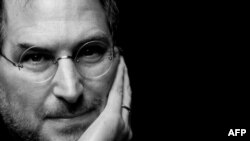 Ông Steve Jobs qua đời vì ung thư tụy tạng vào ngày 5/10/2011