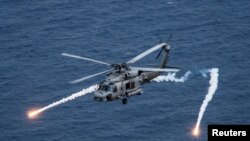  آبدوز شکن جدید امریکی ہیلی کاپٹر MH-60R، فائل فوٹو