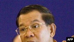 Ông Hun Sen nói rằng số phận của những người Thái Lan bị bắt giữ chỉ có thể được một tòa án của Campuchia định đoạt