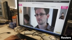 Edward Snowden đang bị truy tố về tội làm gián điệp.