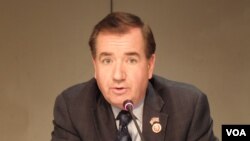 Chủ tịch Ủy ban Ðối ngoại của Hạ viện Mỹ Ed Royce.