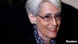 Quyền Phó Ngoại giao Mỹ Wendy Sherman.