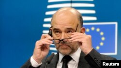 Ông Pierre Moscovici, Uỷ viên Kinh tế và Tài chính khối EU mở cuộc họp với Bộ trưởng Tài chính Hy Lạp, 5/5/15