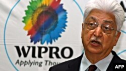 Tỉ phú Premji người giàu đứng hạng 3 của Ấn Độ và là Chủ tịch công ty Wipro tặng gần 2 tỉ đôla cho các chương trình giáo dục