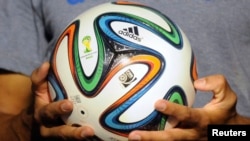  Brazuca - quả bóng chính thức của World Cup 2014