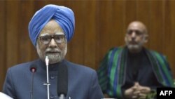 Ông Manmohan Singh hôm nay nói với các nhà lập pháp Afghanistan rằng Ấn Độ muốn Afghanistan thành công trong tiến trình hòa giải dân tộc