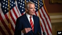 Thượng nghị sĩ Rob Portman, trưởng nhóm đàm phán của đảng Cộng hoà, kết quả bỏ phiếu cho thấy lưỡng đảng ở Washington có thể làm việc với nhau.