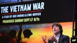 Đạo diễn Ken Burns trong một buổi giới thiệu ra mắt phim "Chiến Tranh Việt Nam" ngày 30/7/2017.