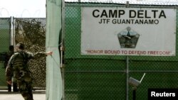 Trại giam của quân đội Mỹ ở Vịnh Guantanamo, Cuba (ảnh tư liệu năm 2004).