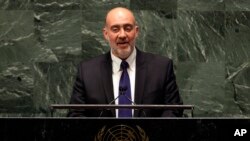 Đại sứ Israel tại LHQ, Ron Prosor, chỉ trích cộng đồng quốc tế về việc ủng hộ TT Palestine Mahmoud Abbas.