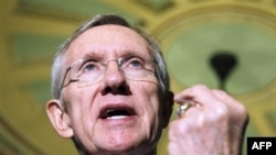 Lãnh đạo phe đa số tại Thượng viện Harry Reid