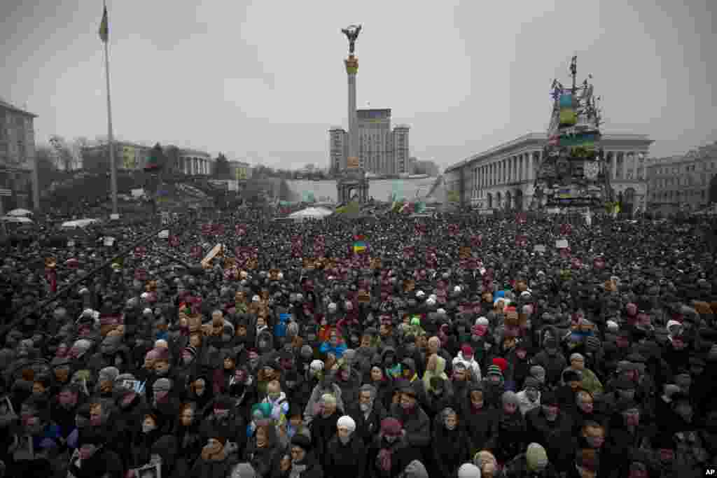 Tuần hành tại Quảng trường Độc lập ở Kiev, Ukraina, ngày 2/3/2014.