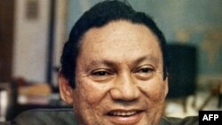 Nhà cựu lãnh đạo độc tài quân phiệt của Panama Manuel Noriega (hình lưu trữ)