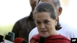 Lãnh đạo Ðảng Quốc Ðại đương quyền Sonia Gandhi kêu gọi cử tri đừng ủng hộ đảng Bharatiya Janata BJP đối lập