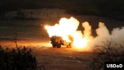 Hệ thống Rốc-két Pháo binh Cơ động Cao (HIMARS) của Mỹ