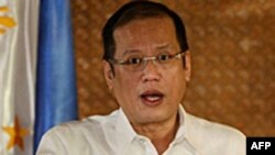 Khi Tổng thống Ai Cập từ chức, Tổng thống Philippin Benigno Aquino III đã mau chóng tuyên bố đoàn kết với nhân dân Ai Cập