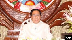 Chủ tịch Lào Choumaly Sayasone