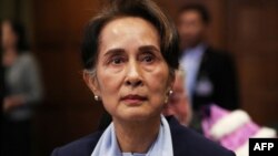 Nhà lãnh đạo bị lật đổ Aung San Suu Kyi hiện trong tìnhh trạng sức khỏe tốt và sẽ ra tòa vào ngày thứ Hai, lãnh đạo chính quyền quân sự Myanmar Min Aung Hlaing cho biết.