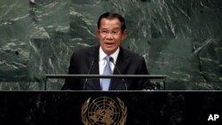 Hun Sen đọc diễn văn tại buổi họp khoáng đại LHQ, New York, 28 tháng Chín, 2018. (AP Photo/Richard Drew)