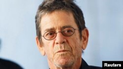 Nhạc sĩ Lou Reed qua đời hôm Chủ nhật 27 tháng 10, 2013 thọ 71 tuổi