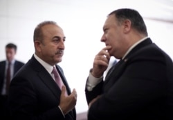 (ARŞİV) Mevlüt Çavuşoğlu ve Mike Pompeo