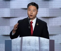 Demokrat Kongre üyesi Ted Lieu