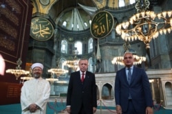 Diyanet İşleri Başkanı Erbaş, Cumhurbaşkanı Erdoğan ve Turizm Bakanı Ersoy Ayasofya'da