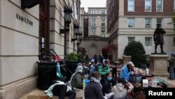 Protests continue on Columbia University campus in support of Palestinians