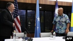 Ngoại trưởng Mỹ Mike Pompeo và Tổng thống Micronesia David Panuelo tại cuộc họp báo chung ở Kolonia, 5/8/2019