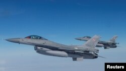 F-16 savaş uçakları