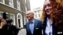 Rebekah Brooks, cựu giám đốc của tập đoàn truyền thông toàn cầu của ông Rupert Murdoch.