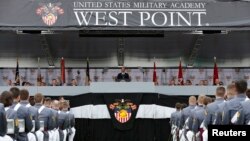 Tổng thống Obama phát biểu tại lễ tốt nghiệp trường Võ bị Quốc gia Hoa Kỳ ở West Point, New York, 28/5/2014. 