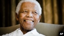 Ông Mandela là một người suốt đời theo một hệ phái Tin lành Giám lý, theo giám mục Ziphozihle Siwa thuộc Giáo hội Tin lành Nam Phi. (AP Photo/Pool-Theana Calitz-Bilt, Pool)