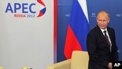 Tổng thống Nga Vladimir Putin tại hội nghị thượng đỉnh APEC ở Vladivostok, 7/9/2012