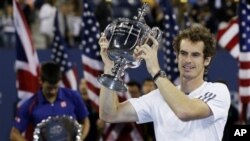 Andy Murray trở thành tay vợt người Anh đầu tiên giành được danh hiệu Grand Slam kể từ năm 1936