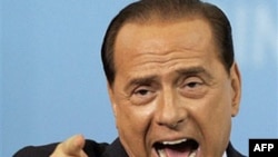 Thủ tướng Ý Silvio Berlusconi